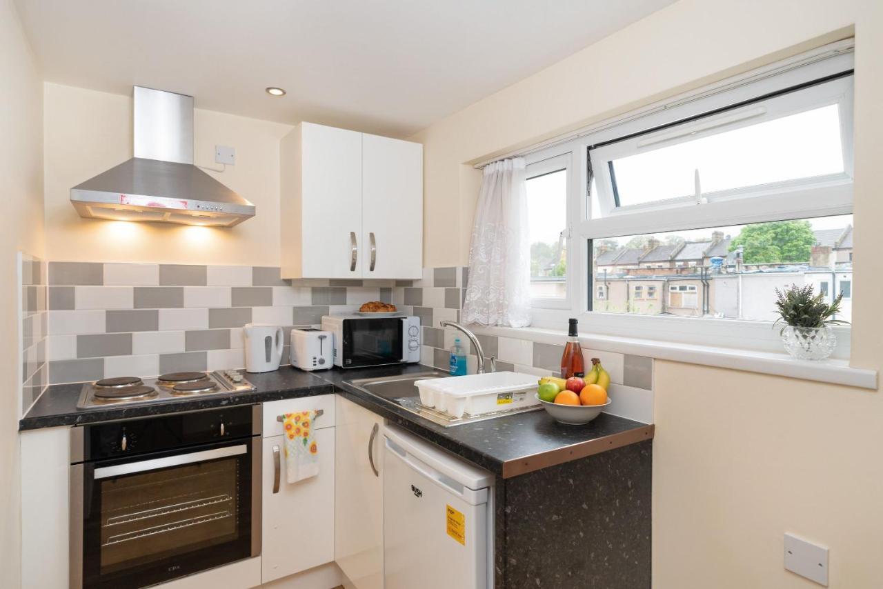 S6 Ensuite Loft Studio Space London Bagian luar foto